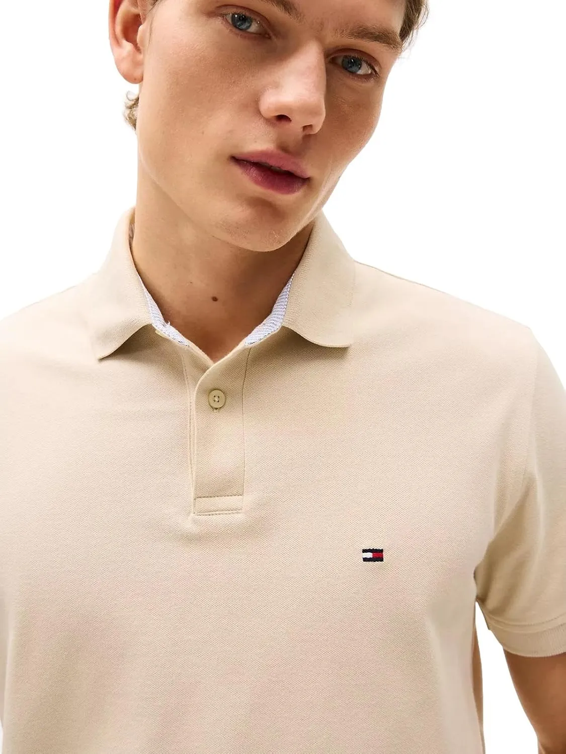 Tommy Hilfiger Men's Regular Fit Solid Color Short Sleeve Stretch Pique Polo Shirt